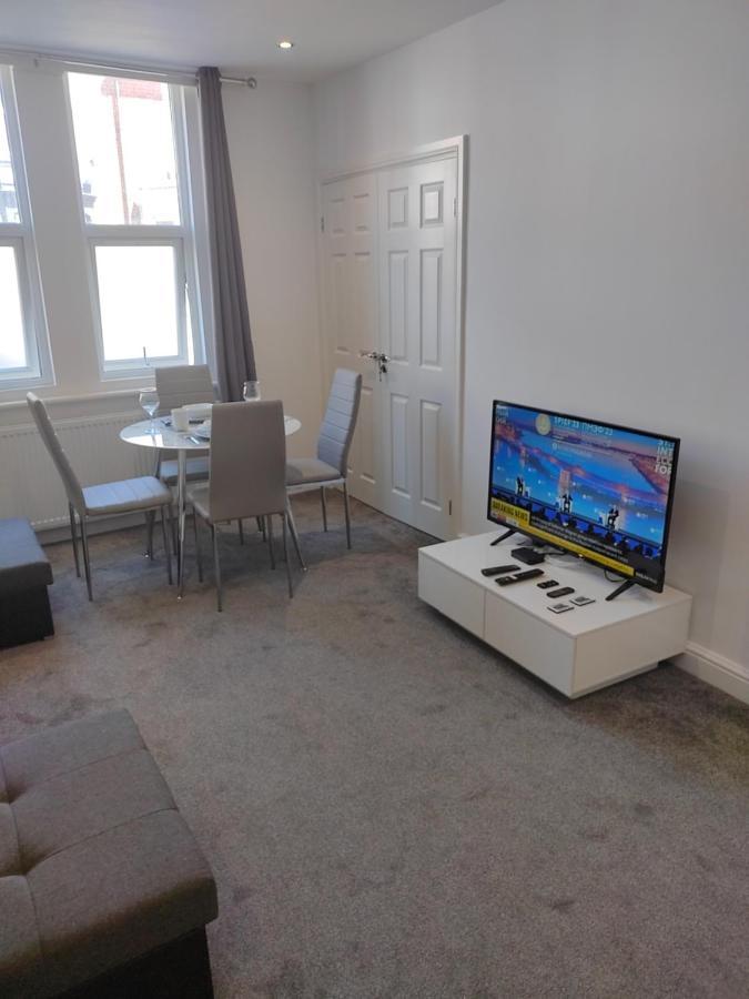 Top Quality Modern Southsea Garden Apartment Sleeps 4 People Portsmouth Exterior photo